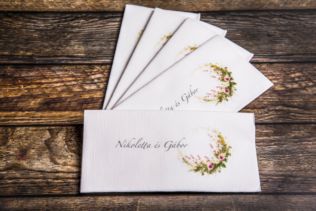 Esküvő - "AUGUSZTUS" textilhatású 1/8-os szalvéta, 10 db-tól